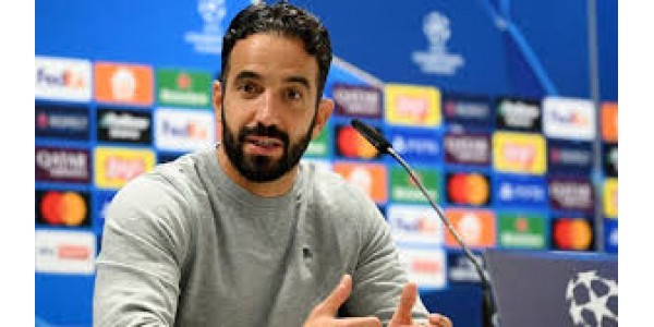 Manchester United ser etter en erstatter for ten Hag